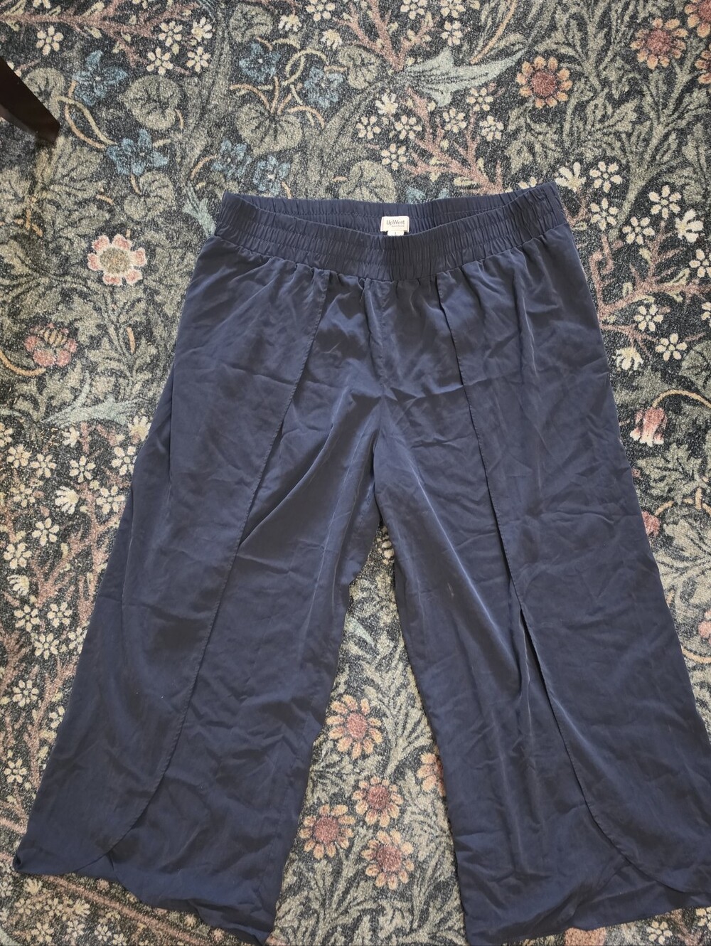 UpWest Navy Wide-Leg Pull-On Pants